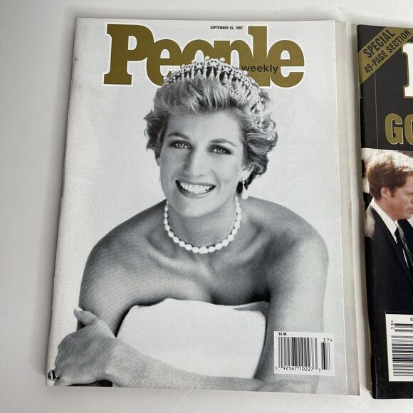 Lot of 2 People‎ Magazine 9/15/97 and 9/22/1997 Princess Diana - Picture 2 of 9